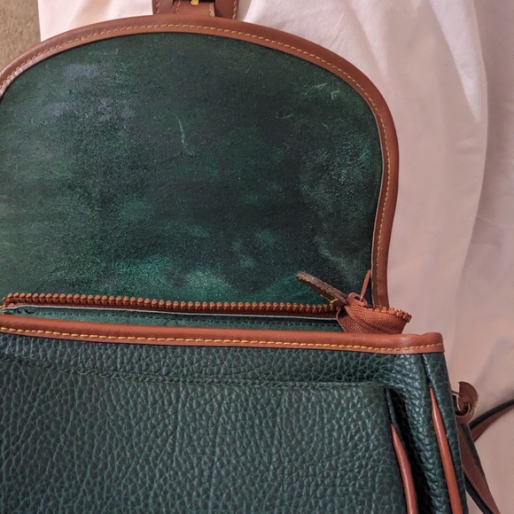 Dooney & Bourke Green/Tan Leather Shoulder Bag & Wallet Please Read Description - Picture 3 of 16